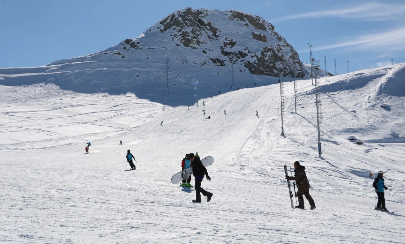 HAKKARİ MERGABÜTAN BACKCOUNTRY KAYAK & SNOWBOARD TURU - Fotoğraf 5