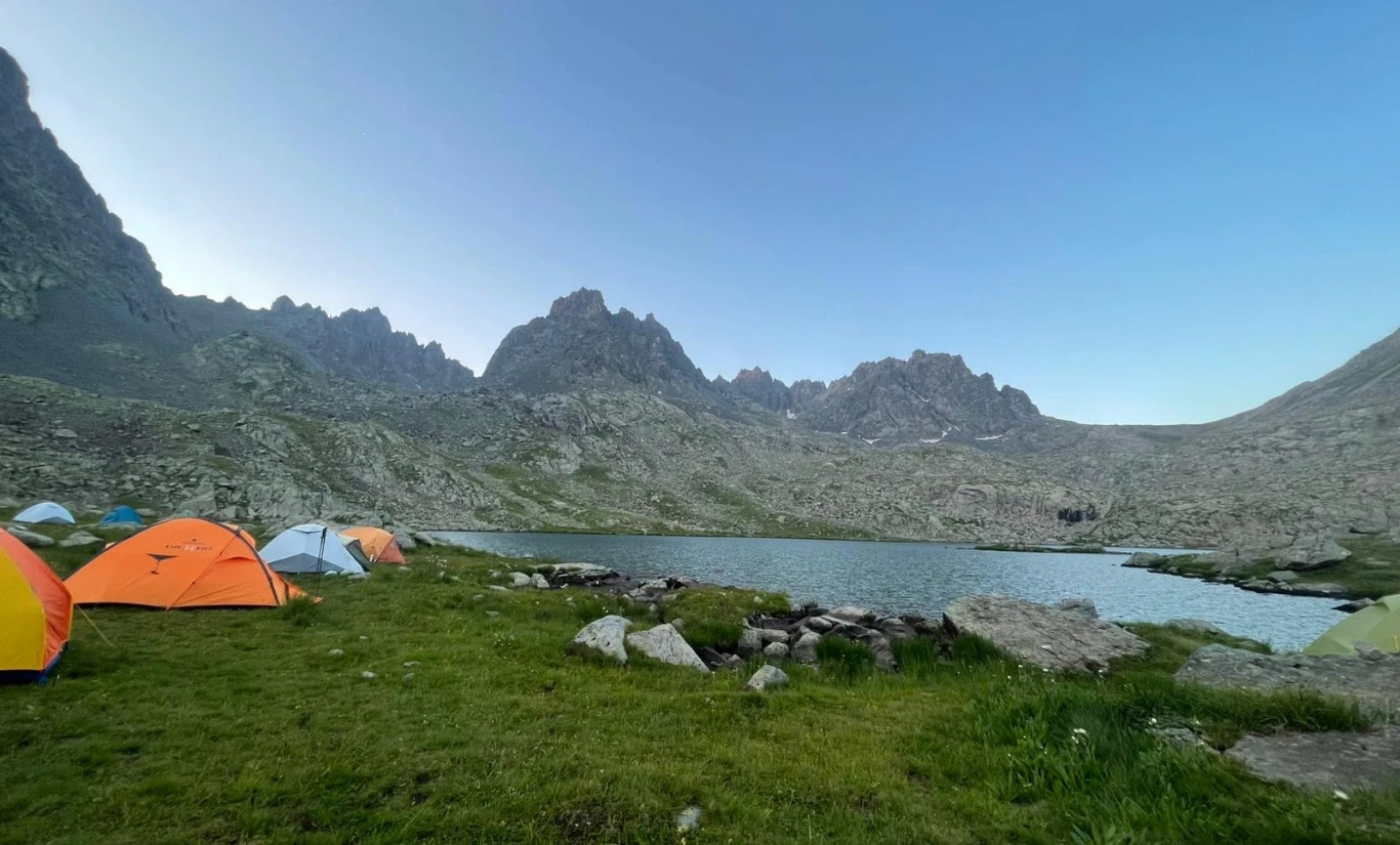 VERÇENİK DAĞI ZİRVE TIRMANIŞI - Fotoğraf 1